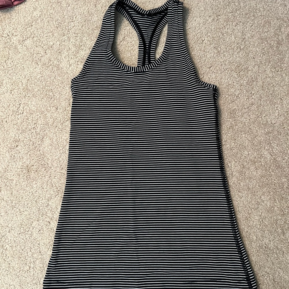 Lululemon tank top